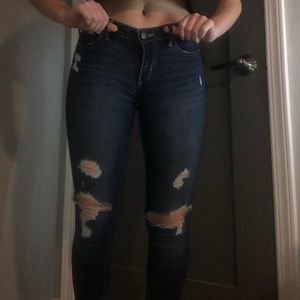 Dark-Wash Low Rise Ripped Jeans